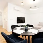 Lagom Apartment